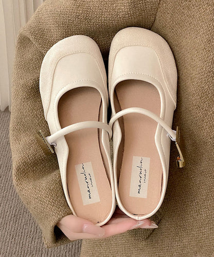 Graceful Orthopedic Sandals for Modern Look