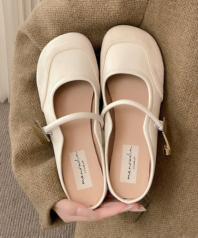 Graceful Orthopedic Sandals for Modern Look