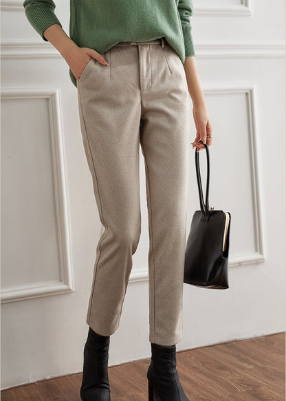 Classic Vintage Pants with a Flattering Fit