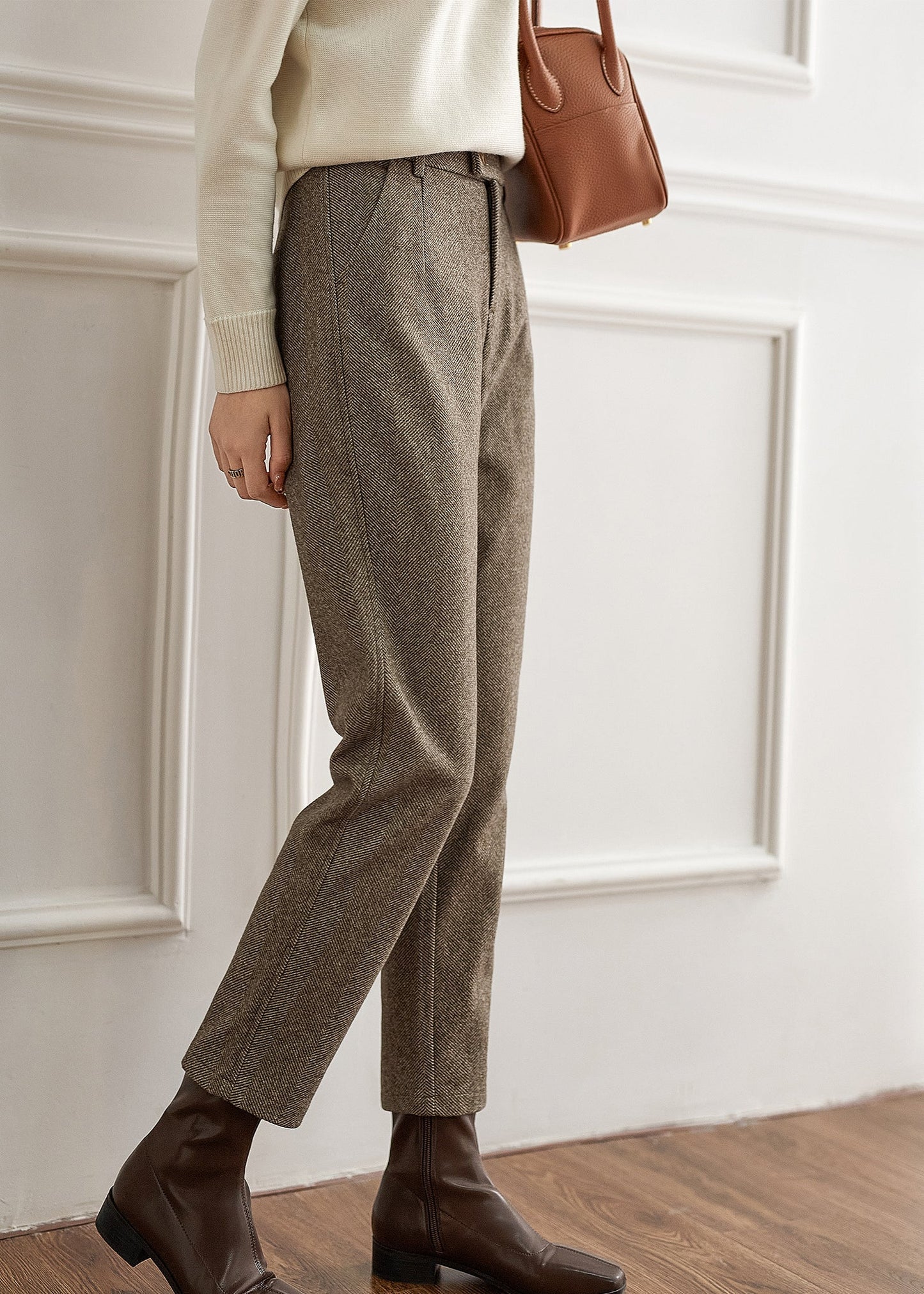 Classic Vintage Pants with a Flattering Fit
