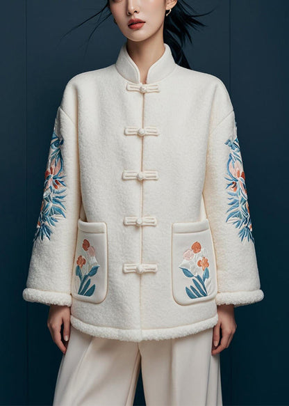 Polished Coat with an Effortless Classic Look