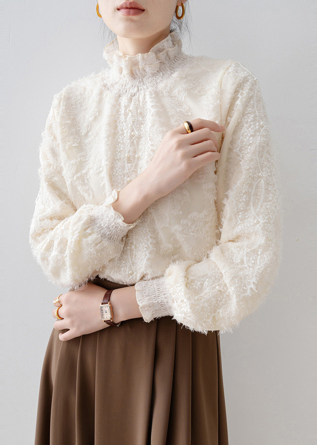 Elegantly Styled Blouse for Everyday Wear