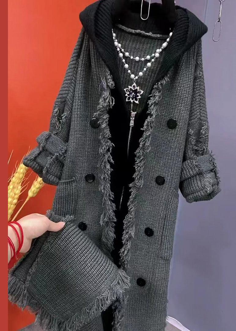 Gracefully Styled Coat for Any Occasion