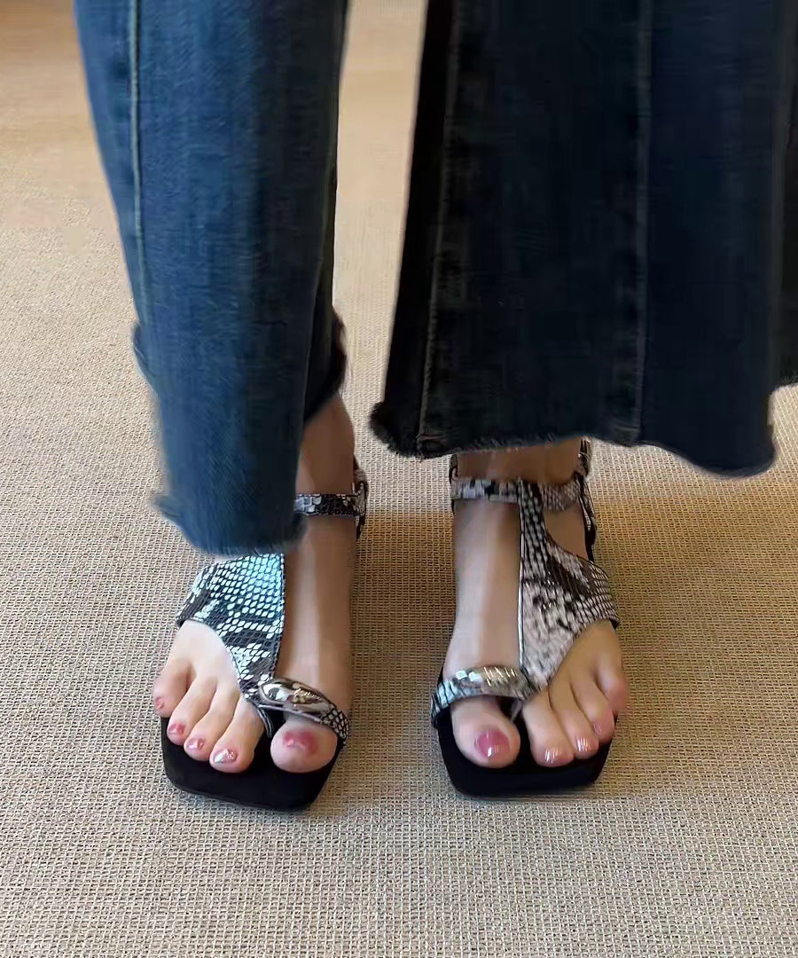 Chic Orthopedic Sandals with Unique Design