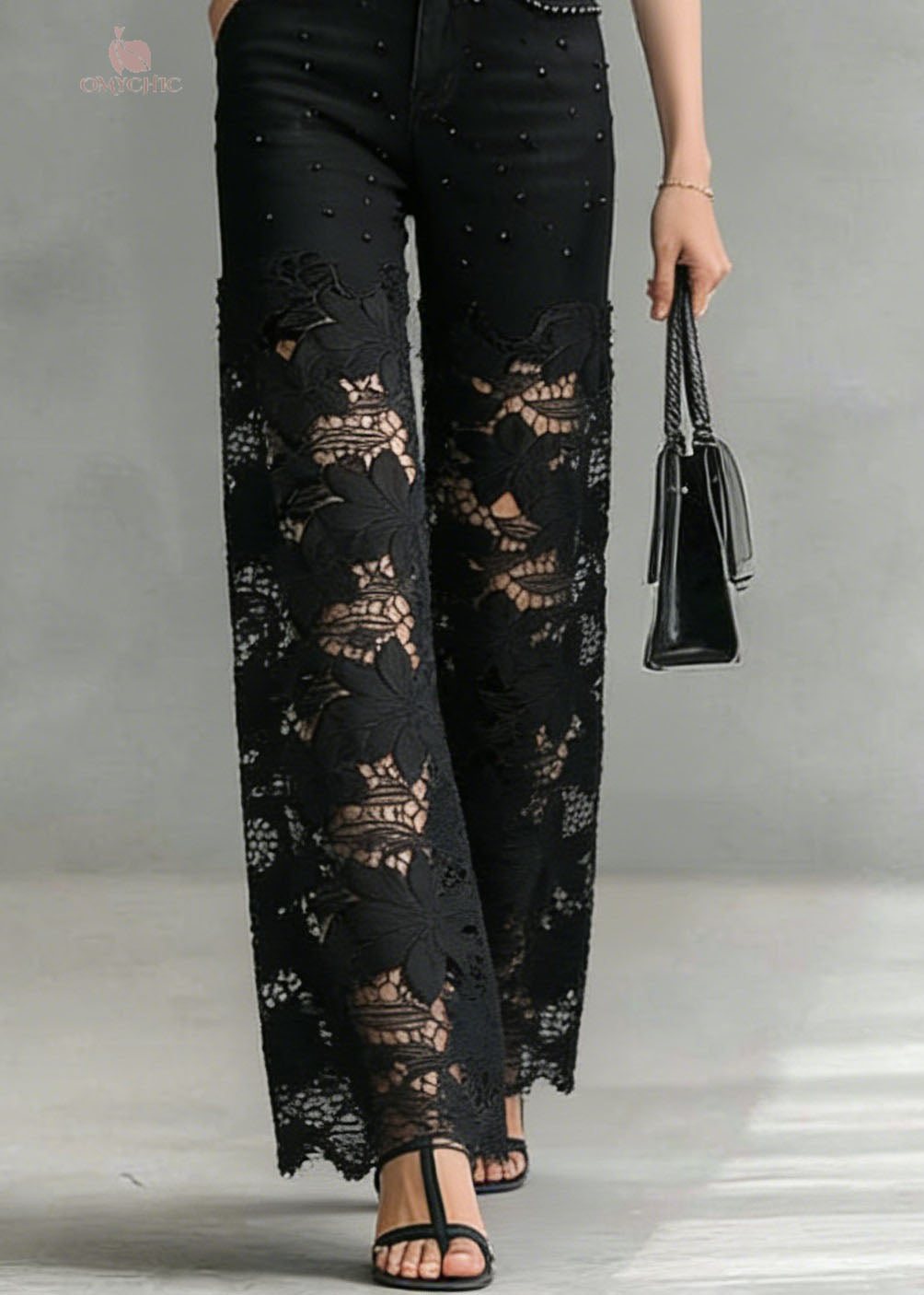 Effortlessly Elegant Pants with a Timeless Design