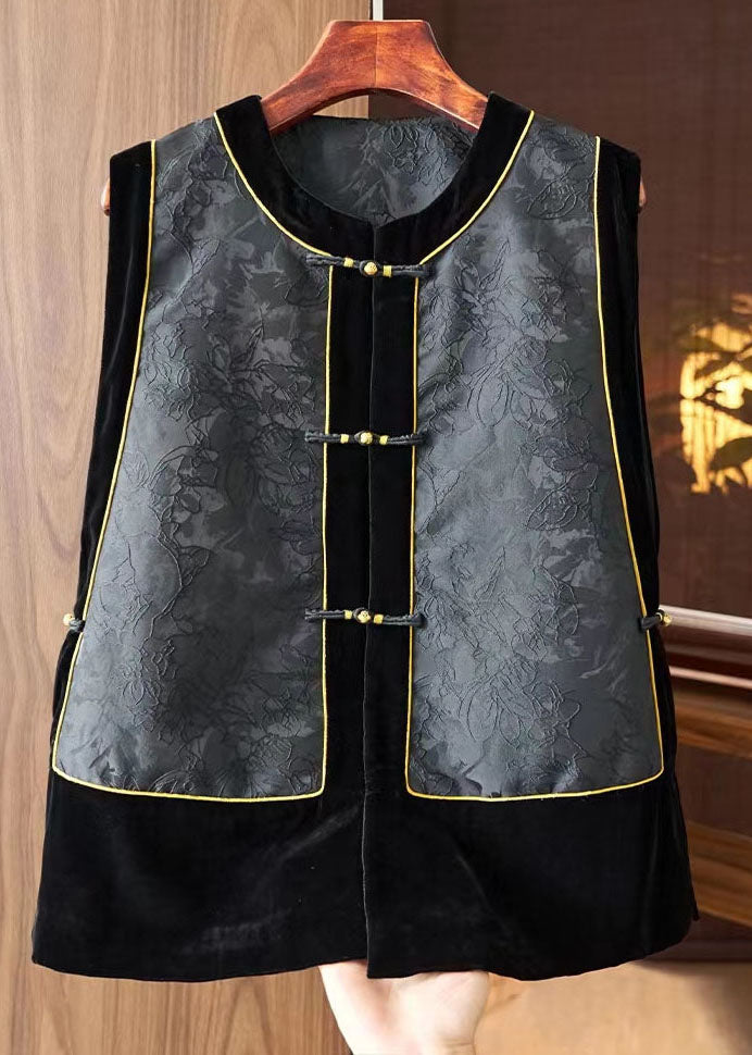 Classic Vintage & Enduringly Stylish Coat