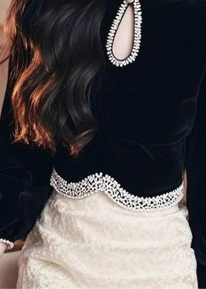 Well Tailored Top with a Graceful Silhouette