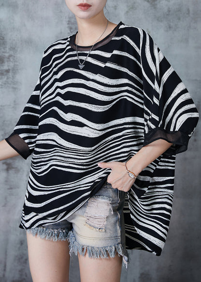 Gracefully Styled Garment for Any Occasion
