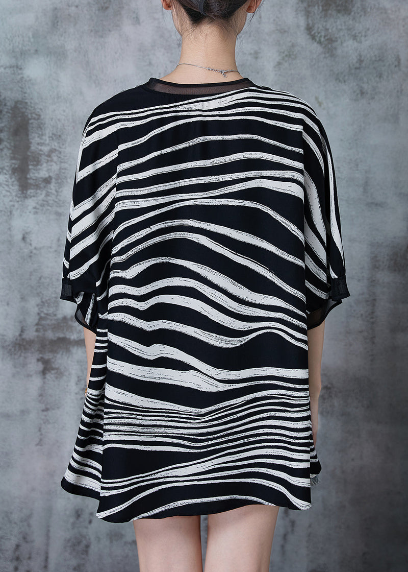 Gracefully Styled Garment for Any Occasion