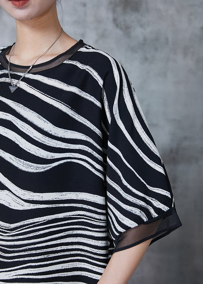 Gracefully Styled Garment for Any Occasion