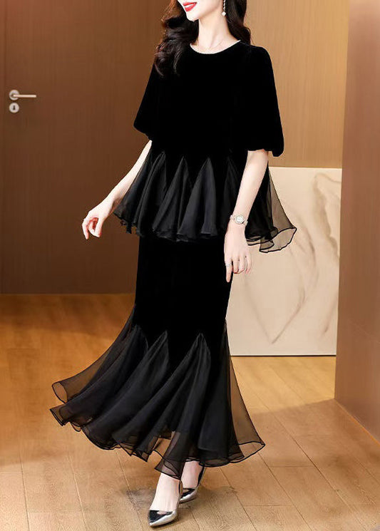 Well Tailored Garment with a Graceful Silhouette