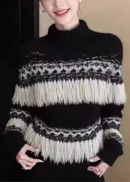 Elegantly Styled Pullover for Everyday Wear