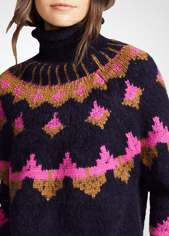 Classic Vintage Sweater with a Flattering Fit