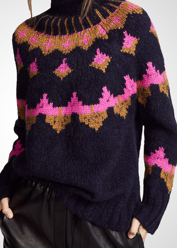 Classic Vintage Sweater with a Flattering Fit