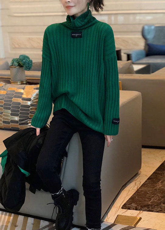 Elegantly Styled Pullover for Everyday Wear