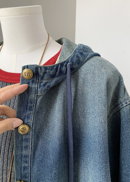Classic Vintage Coat with a Flattering Fit