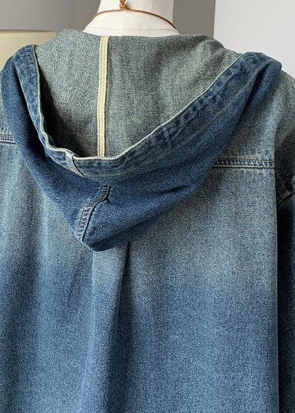 Classic Vintage Coat with a Flattering Fit