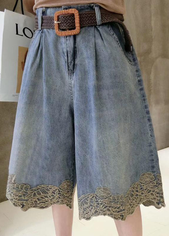 Well Tailored Pants with a Graceful Silhouette