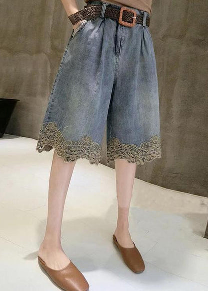 Well Tailored Pants with a Graceful Silhouette