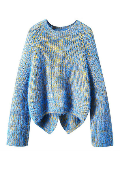 Classic Vintage Sweater with a Flattering Fit