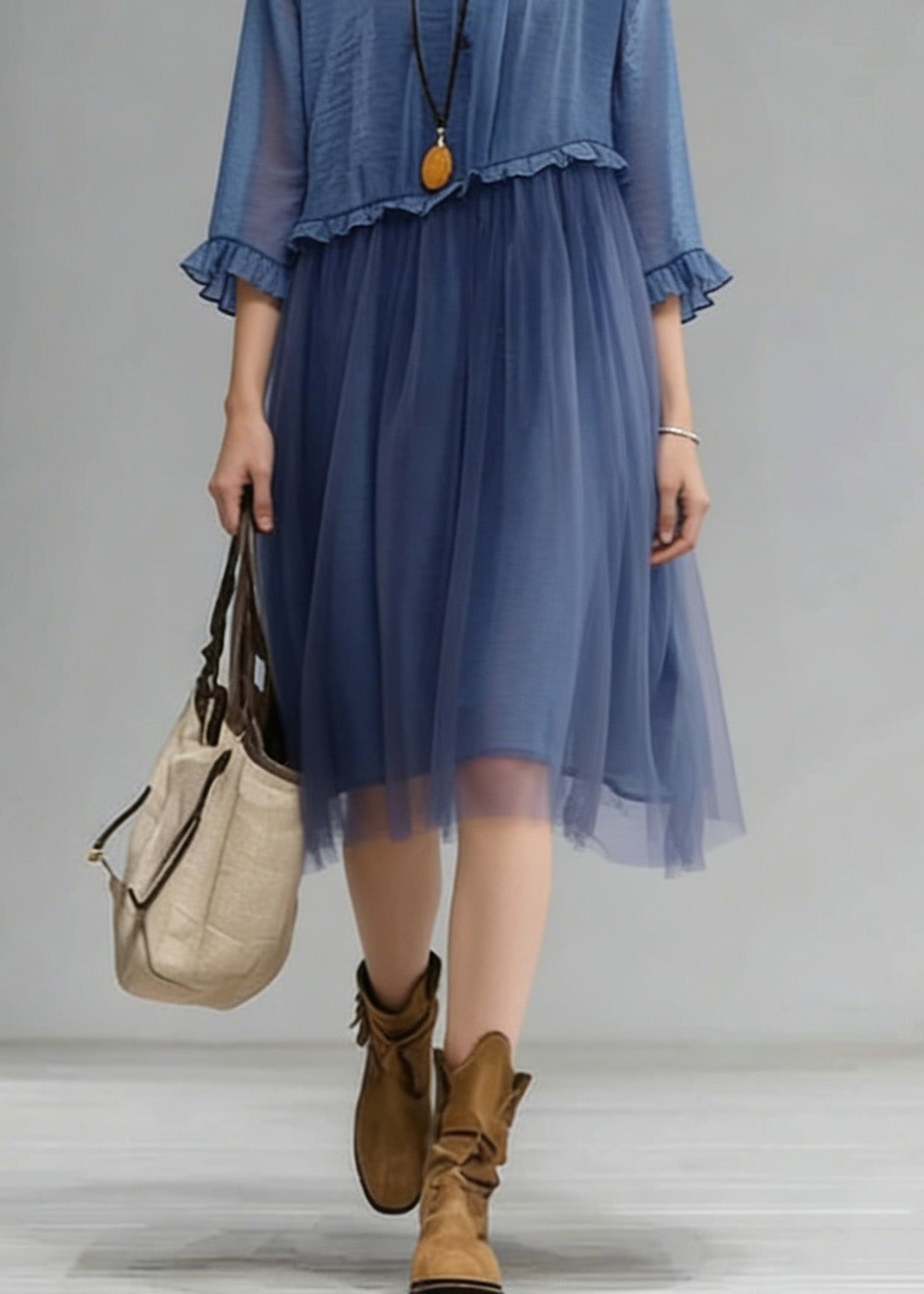 Effortlessly Elegant Dress with a Timeless Design