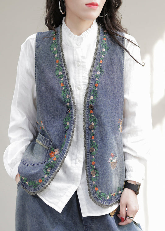 Classic Vintage Coat with a Flattering Fit