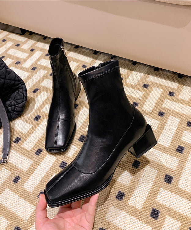 Graceful Orthopedic Boots for Modern Look