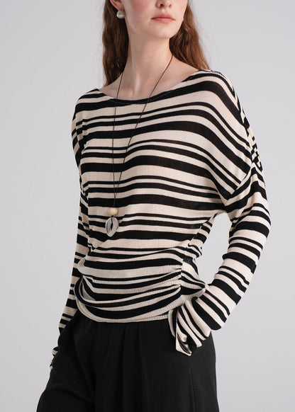 Effortlessly Elegant Blouse with a Timeless Design