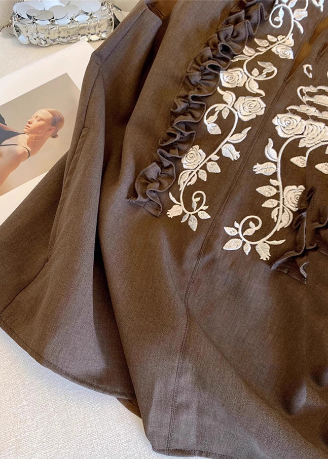 Gracefully Styled Garment for Any Occasion