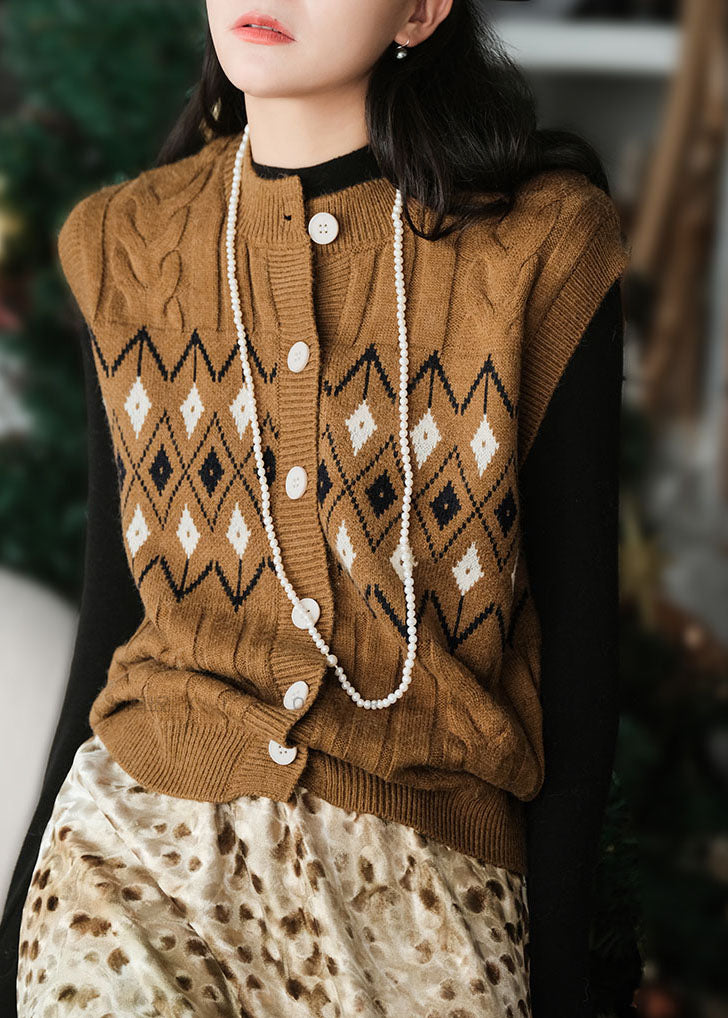 Polished Garment with an Effortless Classic Look