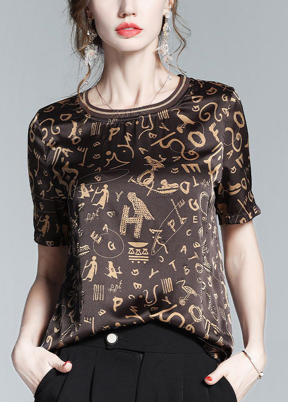 Polished Top with an Effortless Classic Look