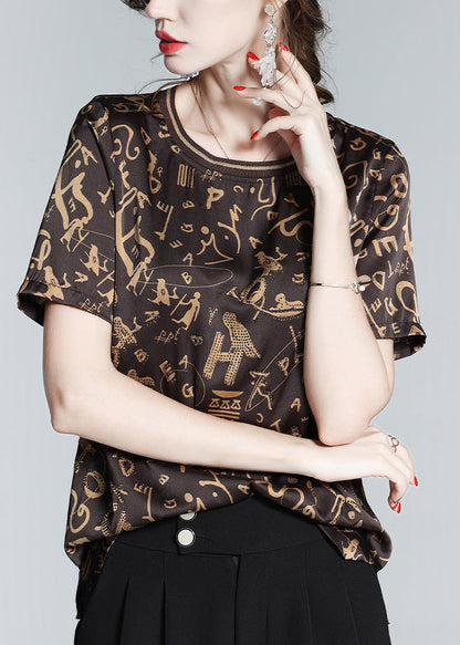 Polished Top with an Effortless Classic Look