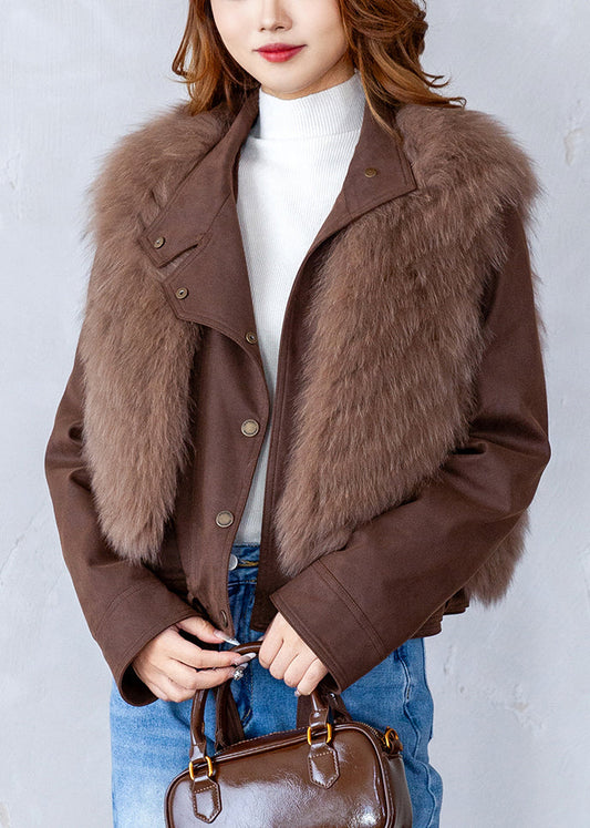 Beautifully Finished Coat in a Timeless Design