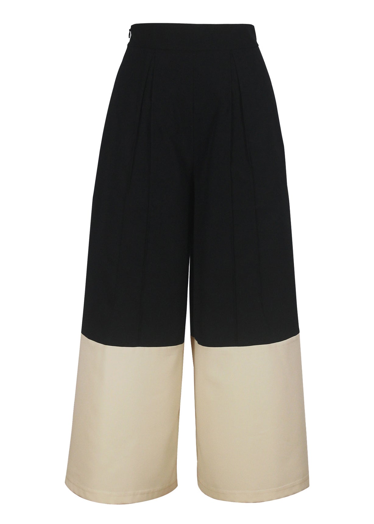 Classic Vintage Pants with a Flattering Fit
