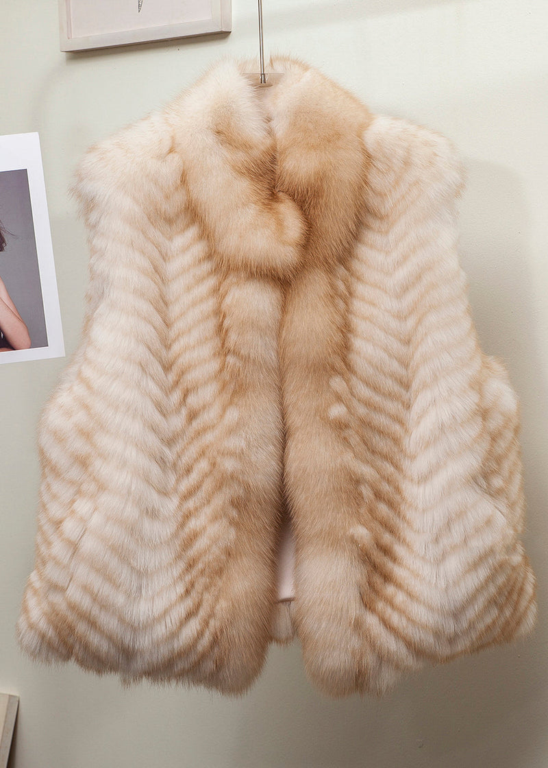 Classic Vintage & Enduringly Stylish Coat