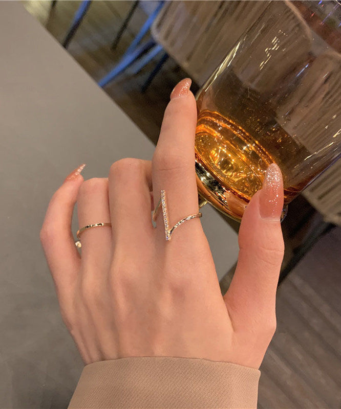 Charming Gold Set for Any Occasion