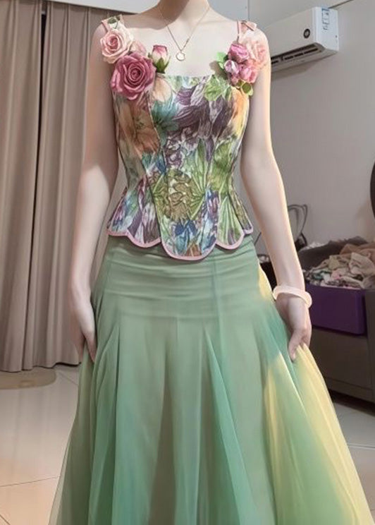 Classic Vintage Top with a Flattering Fit