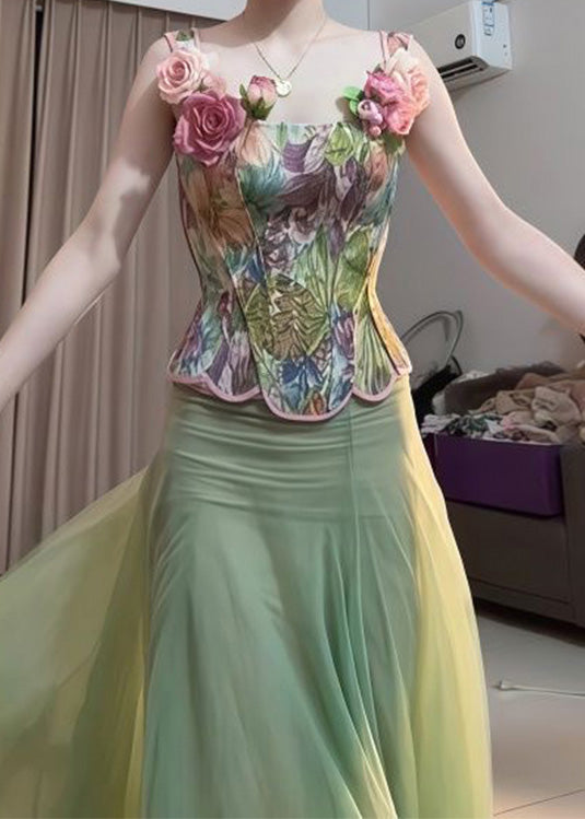 Classic Vintage Top with a Flattering Fit