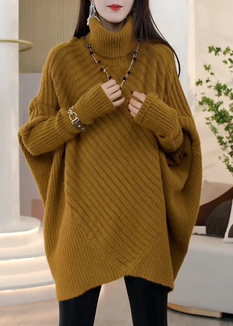 A Vintage Style Pullover with Delicate Timeless Details