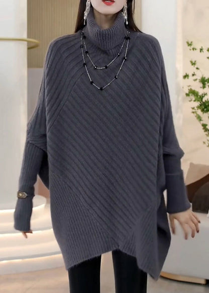 Elegantly Styled Pullover for Everyday Wear