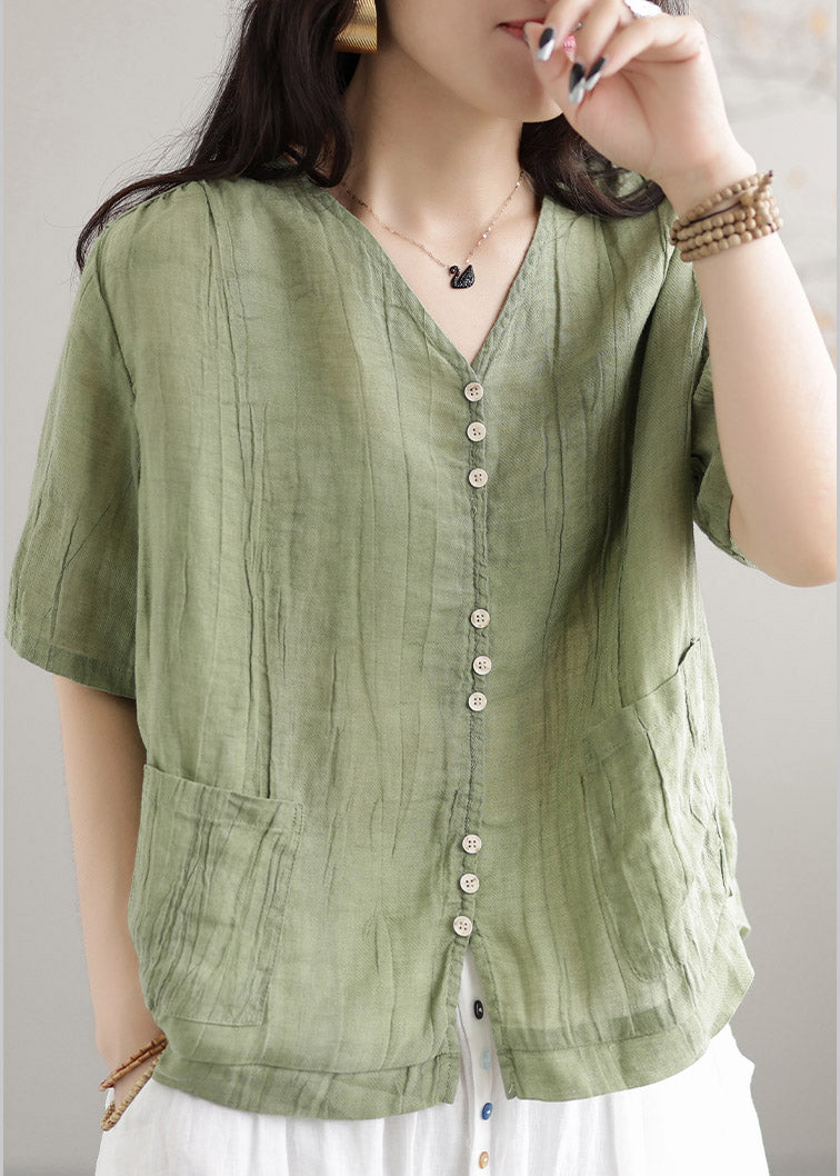Well Tailored Shirt with a Graceful Silhouette