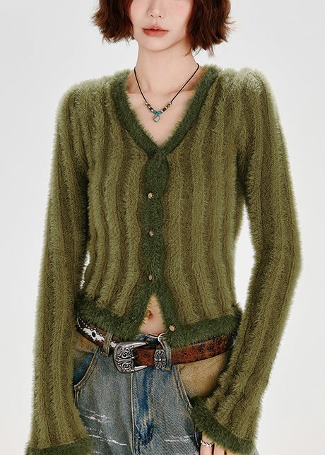 Polished Cardigan with an Effortless Classic Look