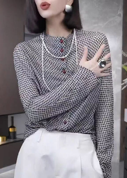 Polished Top with an Effortless Classic Look