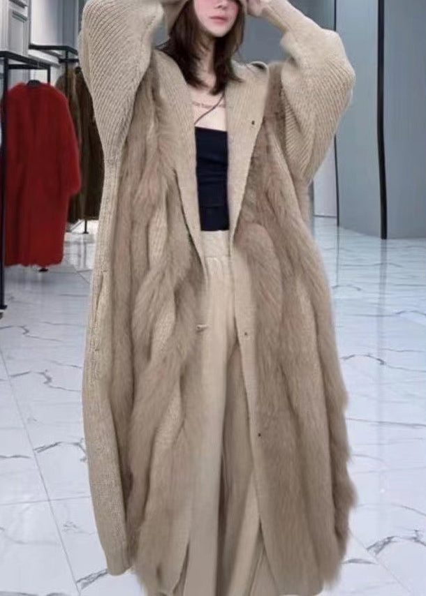 Well Tailored Cardigan with a Graceful Silhouette