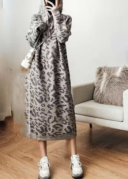 Effortlessly Elegant Sweater with a Timeless Design