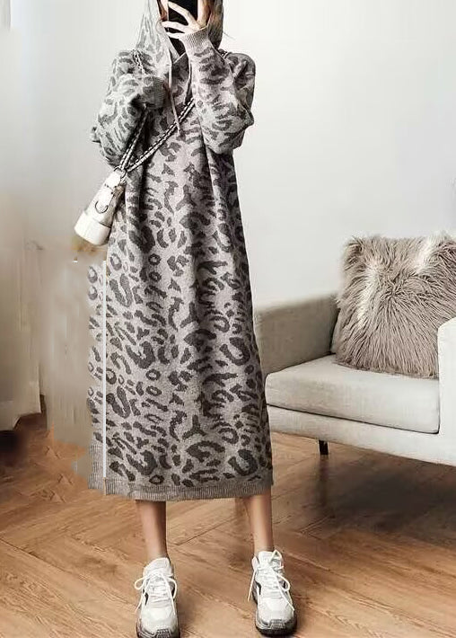 Effortlessly Elegant Sweater with a Timeless Design