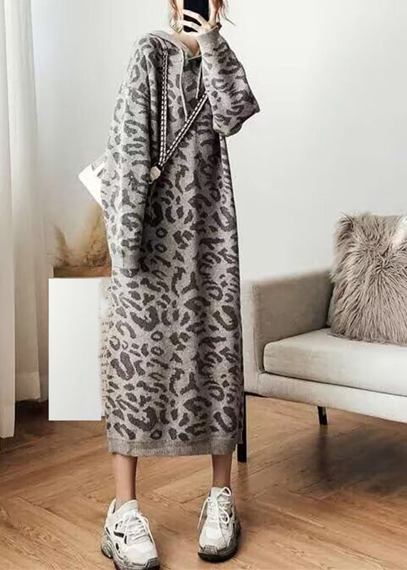 Effortlessly Elegant Sweater with a Timeless Design