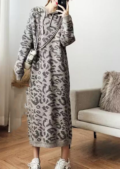 Effortlessly Elegant Sweater with a Timeless Design