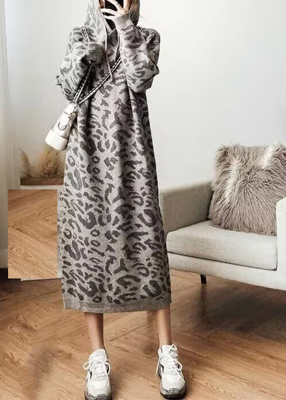 Effortlessly Elegant Sweater with a Timeless Design