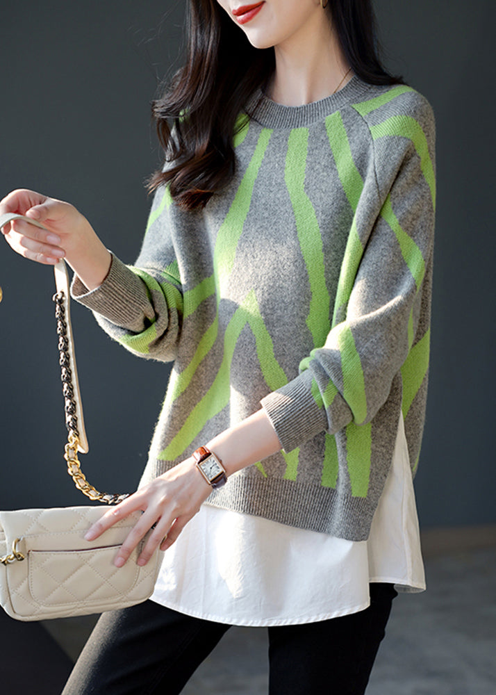 Elegantly Styled Pullover for Everyday Wear